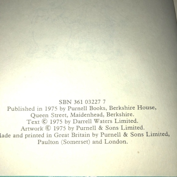 Enid Blyton's The Bear with Boot Button Eyes and other stories. Excellent shape. - Picture 5 of 9